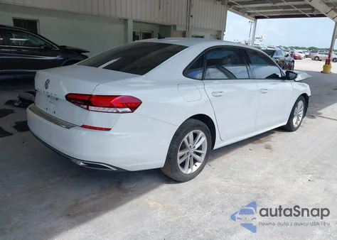 2021 Volkswagen Passat 2.0T S из США, поврежденный, VIN 1VWAA7A39MC015312